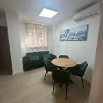 Two Bedroom Center Zvonimir Апартаменты