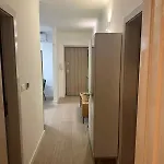 Two Bedroom Center Zvonimir Апартаменты *