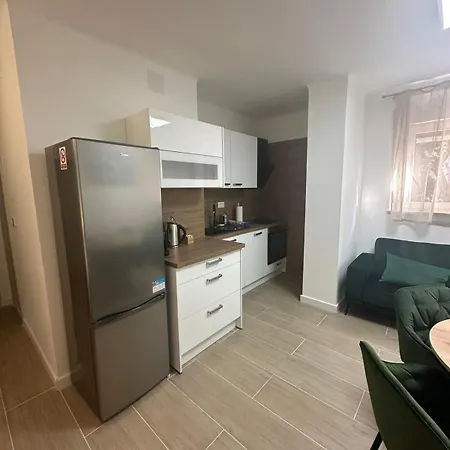 Two Bedroom Center Zvonimir Apartment Split