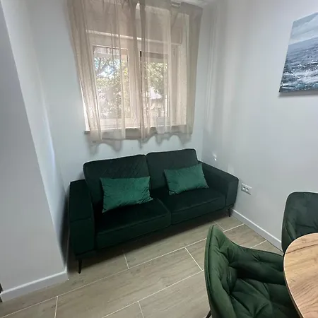 Apartment Two Bedroom Center Zvonimir