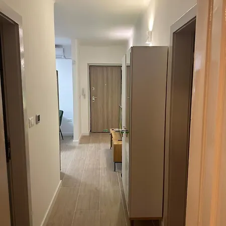 Two Bedroom Center Zvonimir Apartment *